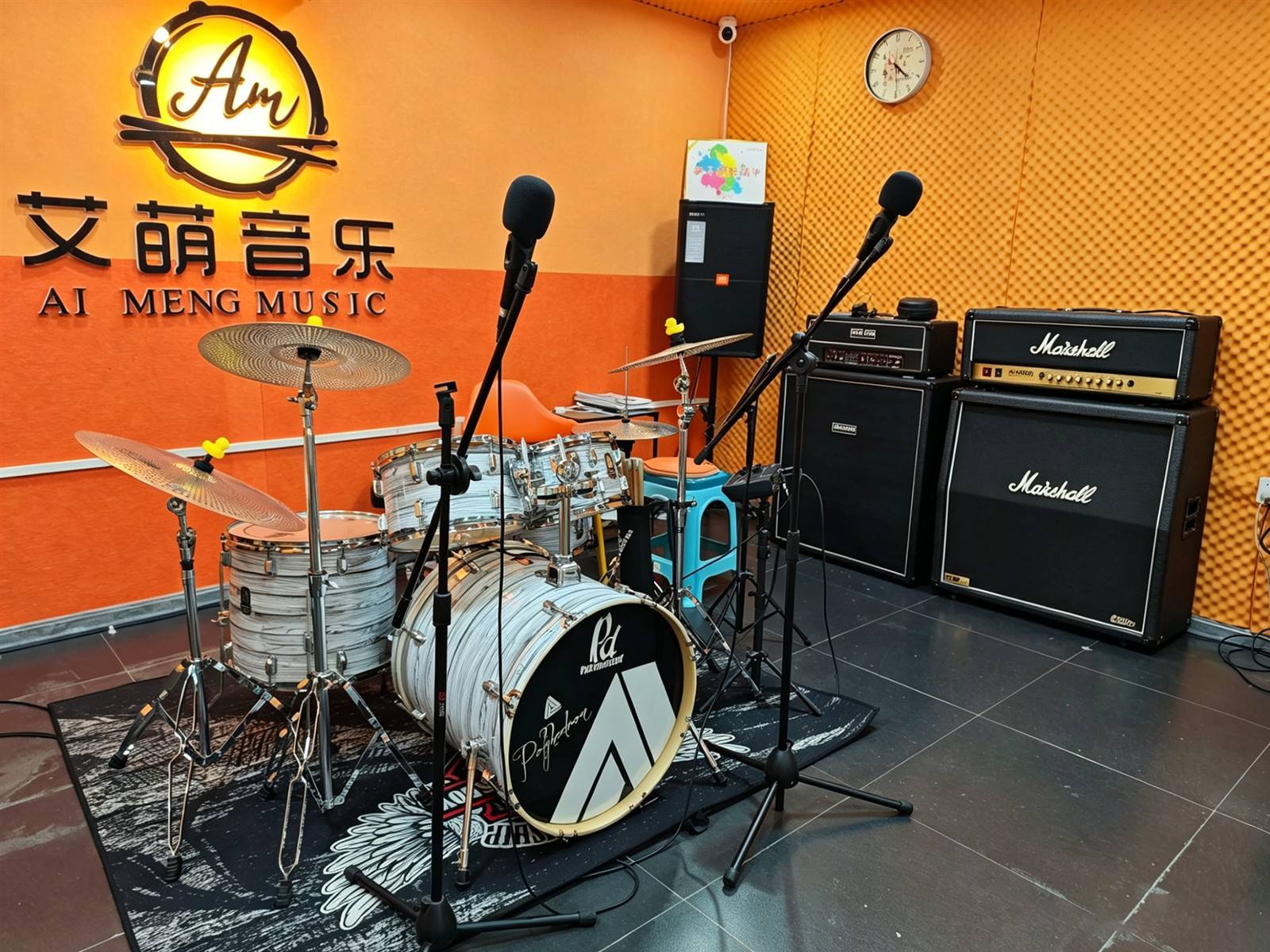 架子鼓排练室